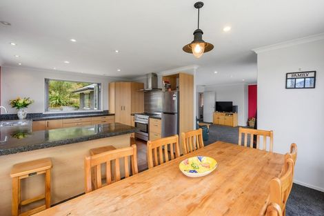 Photo of property in 4 Kestrel Lane, Kinloch, Taupo, 3377