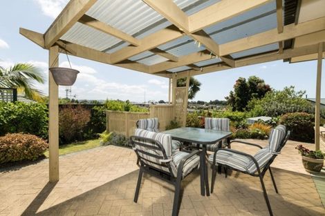 Photo of property in 27 Mahonia Place, Pyes Pa, Tauranga, 3112