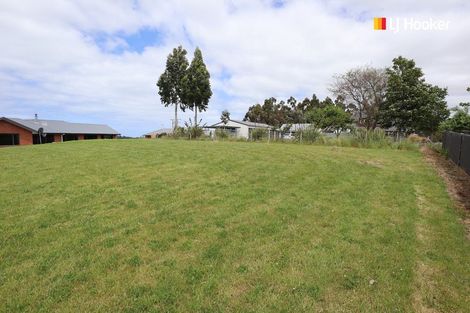 Photo of property in 18 Reeves Street, Green Island, Dunedin, 9018
