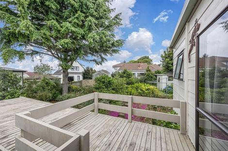 Photo of property in 38 Eugenia Rise, Totara Heights, Auckland, 2105