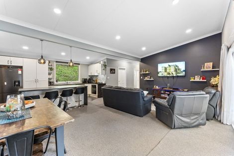Photo of property in 17 John Street, Stokes Valley, Lower Hutt, 5019