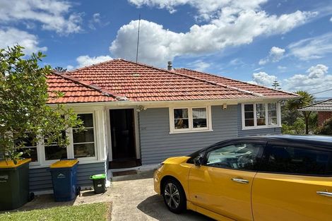 Photo of property in 205 Titirangi Road, Titirangi, Auckland, 0604