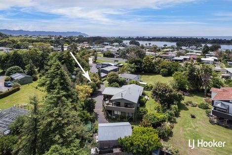 Photo of property in 35 Athenree Road, Athenree, Katikati, 3177