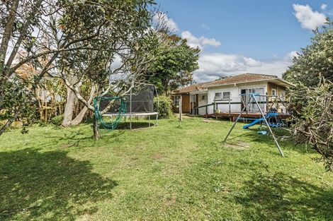 Photo of property in 34 West Coast Road, Glen Eden, Auckland, 0602