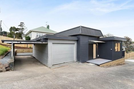 Photo of property in 1/612 Beach Road, Browns Bay, Auckland, 0630