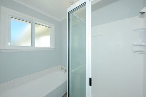 Photo of property in 66 Racecourse Road, Sockburn, Christchurch, 8042