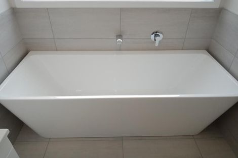 Photo of property in 79b Cambridge Terrace, Waterloo, Lower Hutt, 5011