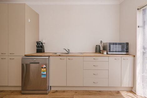 Photo of property in 2 Carey Street, Longburn, Palmerston North, 4412