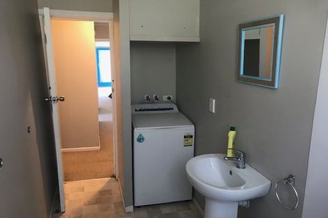 Photo of property in 19 Hania Street, Mount Victoria, Wellington, 6011