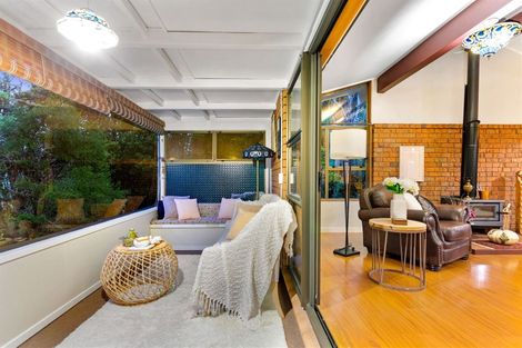 Photo of property in 1109 Scenic Drive North, Swanson, Auckland, 0816