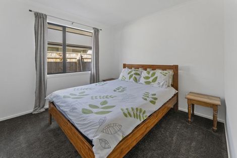 Photo of property in 8 Huntaway Close, Stoke, Nelson, 7011