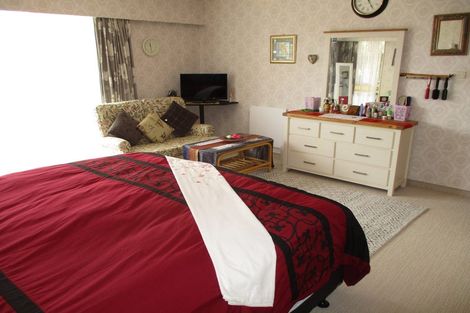 Photo of property in 117 Guy Street, Dannevirke, 4930