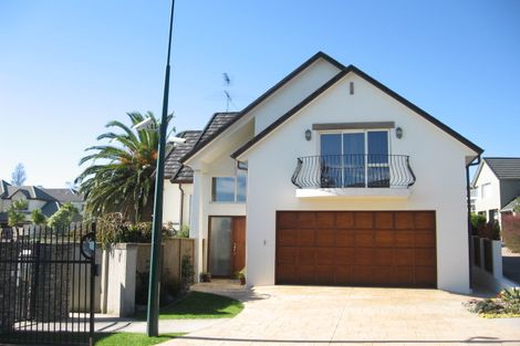 Photo of property in 10 Grammar School Road, Pakuranga, Auckland, 2010