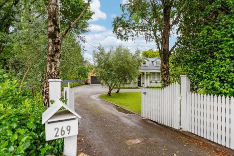 Photo of property in 269 High Street North, Carterton, 5713