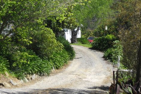 Photo of property in 69 Durham Street, Picton, 7220