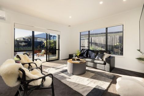 Photo of property in 34 Kahuparere Crescent, Pyes Pa, Tauranga, 3112