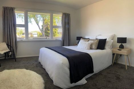 Photo of property in 44 Bevington Street, Avonhead, Christchurch, 8042