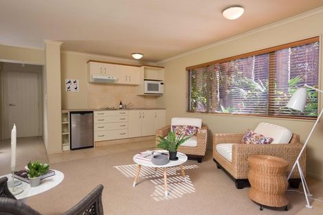 Photo of property in 305 Oceanbeach Road, Mount Maunganui, 3116