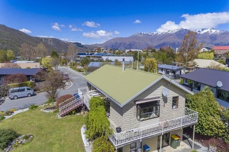 Photo of property in 12 Hood Crescent, Arrowtown, 9302
