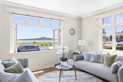 Photo of property in 105 Tamaki Drive, Mission Bay, Auckland, 1071