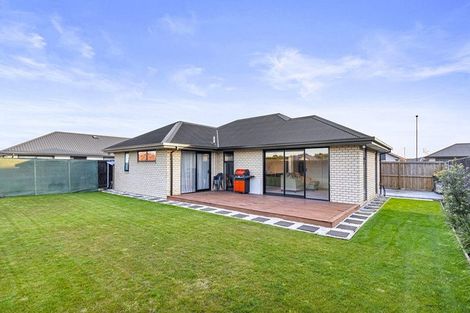 Photo of property in 17 Te Kanawa Lane, Rolleston, 7615
