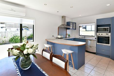 Photo of property in 40 Tiri Road, Manly, Whangaparaoa, 0930