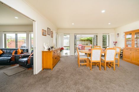 Photo of property in 6 Ursula Drive, Feilding, 4702
