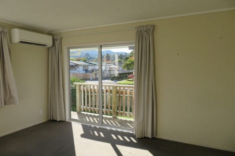 Photo of property in 1/56 Gemstone Drive, Birchville, Upper Hutt, 5018