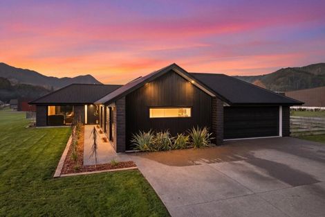 Photo of property in Koromiko Airpark, 4 Sirocco Place, Koromiko, Blenheim, 7273