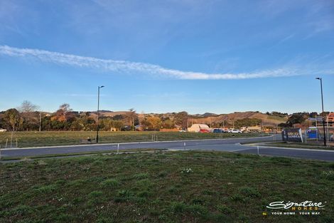 Photo of property in 2 Cabbage Close, Halswell, Christchurch, 8025