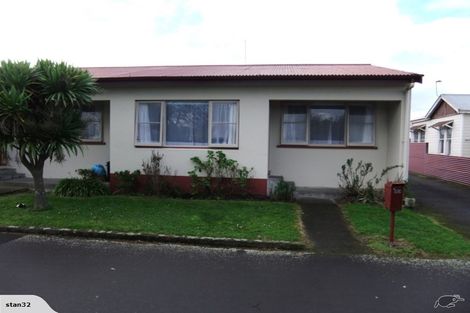 Photo of property in 163-165 Manchester Street, Feilding, 4702