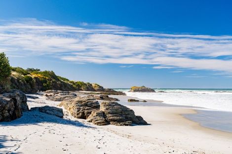 Photo of property in 8a Queen Street, Brighton, Dunedin, 9035