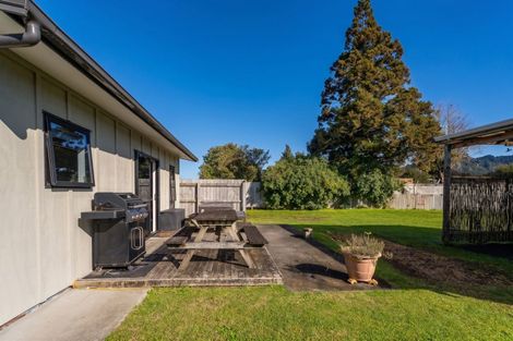 Photo of property in 15 Moewai Park Road, Whitianga, 3510