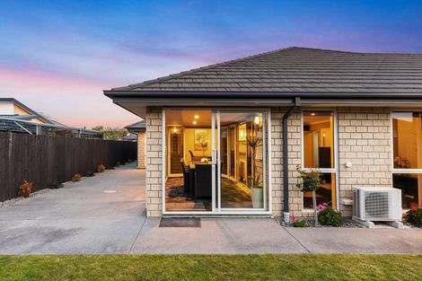 Photo of property in 30 Mokihi Gardens, Hillmorton, Christchurch, 8024