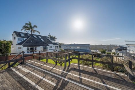 Photo of property in 92 Mellons Bay Road, Mellons Bay, Auckland, 2014