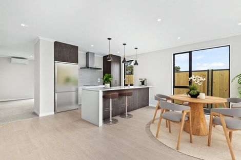 Photo of property in 30 Te Aniwaniwa Terrace, Albany, Auckland, 0632