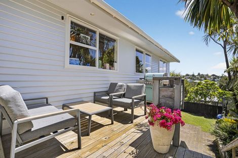 Photo of property in 85 Kia Ora Road, Beach Haven, Auckland, 0626