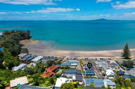 Photo of property in 3/28 Manly Esplanade, Browns Bay, Auckland, 0630