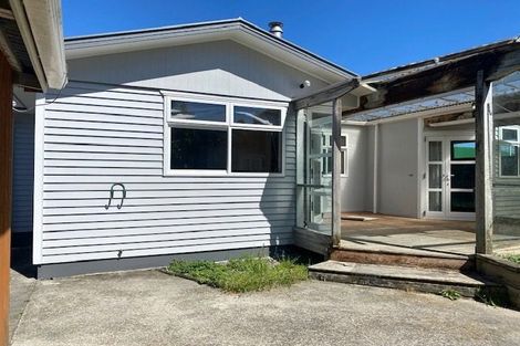 Photo of property in 26 Bethune Street, Featherston, 5710