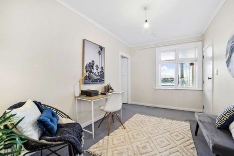 Photo of property in 69 Overtoun Terrace, Hataitai, Wellington, 6021
