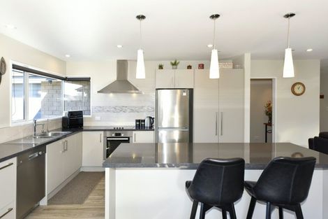 Photo of property in 11 Brockelbank Drive, Kaiapoi, 7630