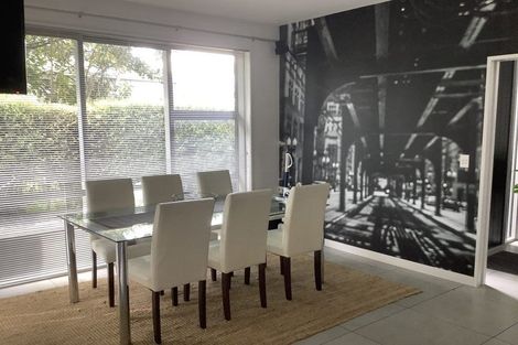 Photo of property in 200a Edgeware Road, Edgeware, Christchurch, 8013