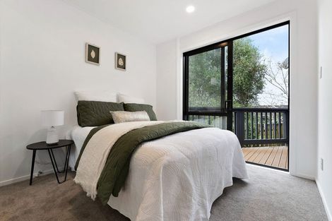 Photo of property in 1/612 Beach Road, Browns Bay, Auckland, 0630