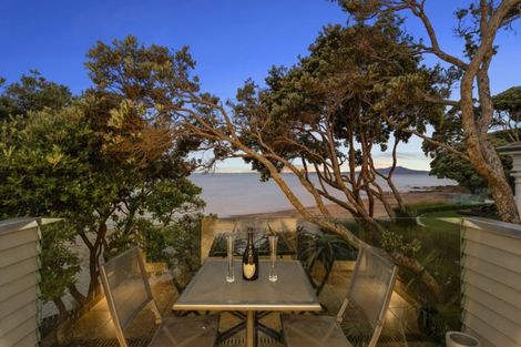 Photo of property in 25 Huntly Road, Campbells Bay, Auckland, 0630