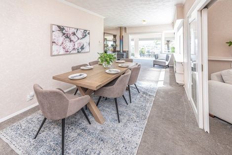 Photo of property in 14 Rawhiti Place, Saint Johns Hill, Whanganui, 4501