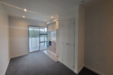 Photo of property in 203/30 Shortfin Place, Flat Bush, Auckland, 2019