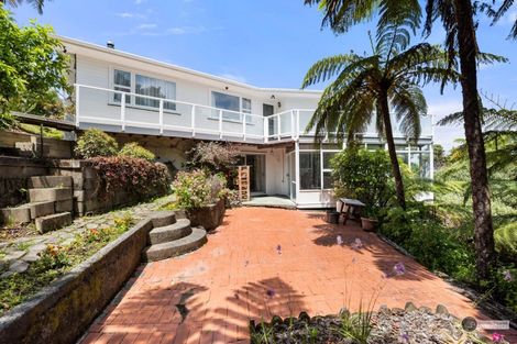 Photo of property in 18 Magnolia Grove, Maungaraki, Lower Hutt, 5010