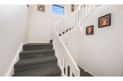 Photo of property in 2/39 Killarney Avenue, Torbay, Auckland, 0630