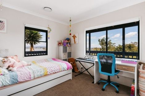 Photo of property in 10 Kaimai View Drive, Ohauiti, Tauranga, 3112