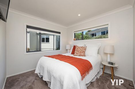 Photo of property in 41 Brindle Way, Newlands, Wellington, 6037
